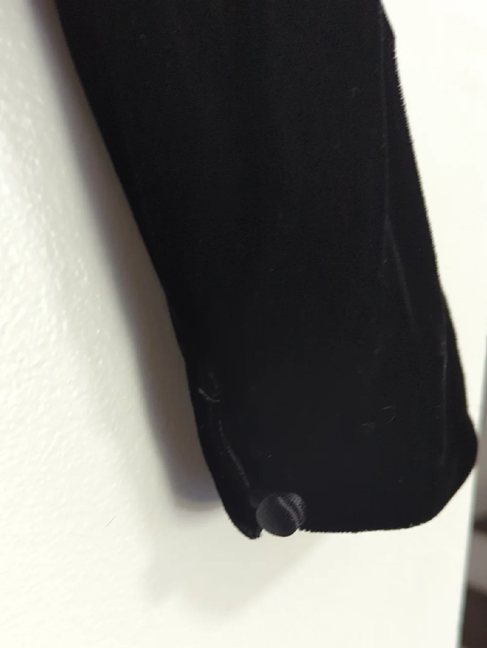 Vintage b.b. collections Dramatic Black Velvet & Ostrich Feather Jacket Size 6 - Picture 4 of 10